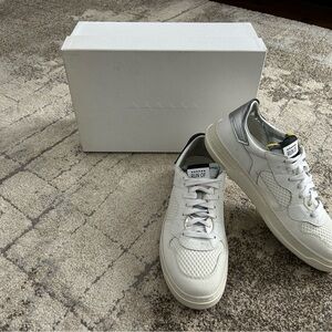 RUN OF “Babylon-S” Italian Sneakers – White / Silver – Size EU 42